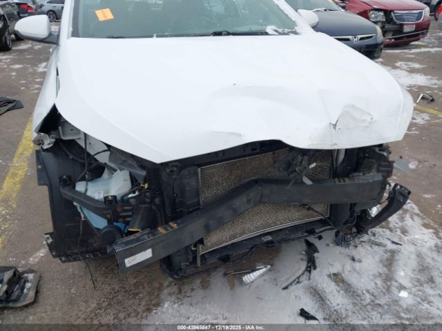 2019 HYUNDAI ELANTRA 5NPD84LF3KH470465 Photo 5