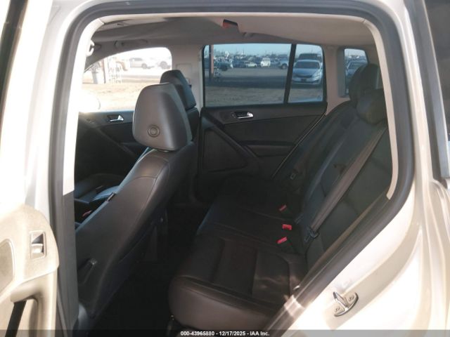 2012 VOLKSWAGEN TIGUAN WVGAV7AX1CW515189 Photo 7