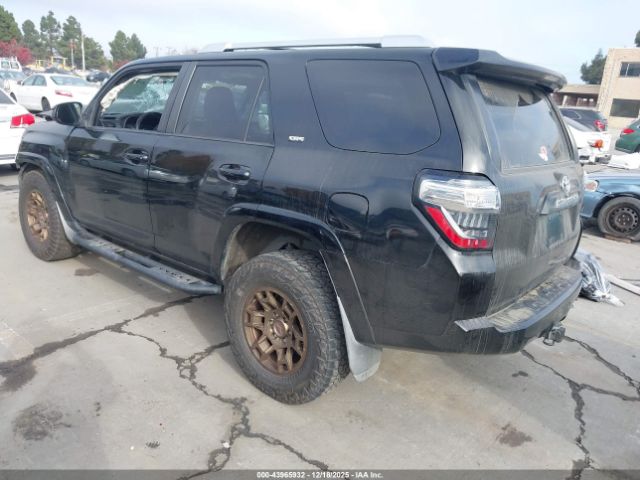 2014 TOYOTA 4RUNNER JTEZU5JR6E5069285 Photo 2
