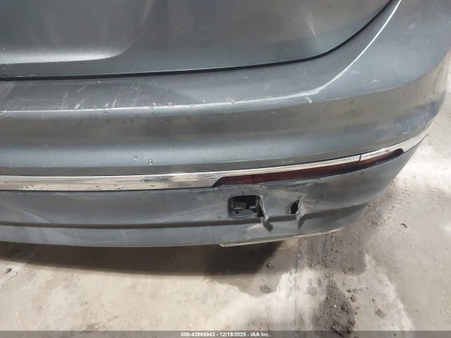 43965943 :رقم المزاد ، 3VV2B7AX6JM031602 vin ، 2018 Volkswagen Tiguan 2.0t Se/2.0t Sel مزاد بيع