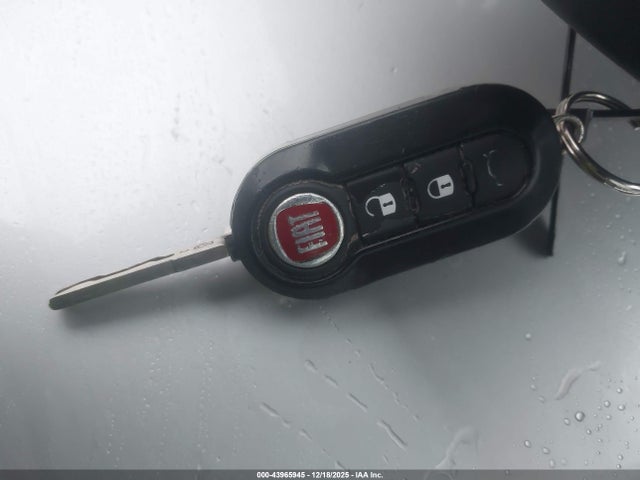 2012 FIAT 500 3C3CFFAR2CT124732 Photo 10