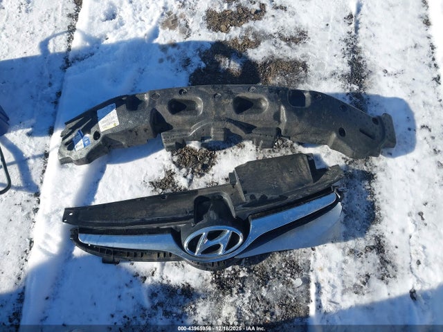 Hyundai ELANTRA SE 2015 5NPDH4AE7FH548987 Image 12