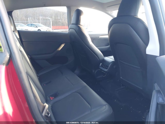 2023 TESLA MODEL Y 7SAYGDEE0PA185057 Photo 7