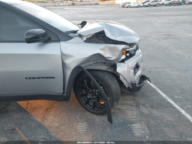 Jeep Compass Altitude Fwd 2022 3C4NJCBB8NT225523 Image 19