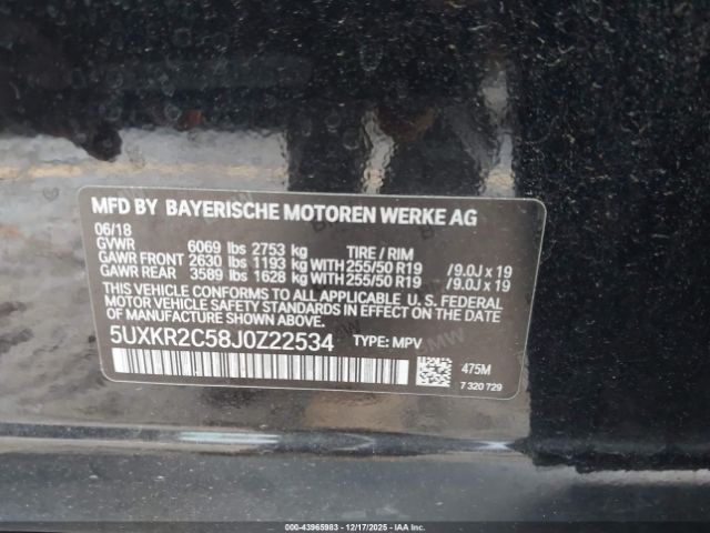 2018 BMW X5 5UXKR2C58J0Z22534 Photo 8