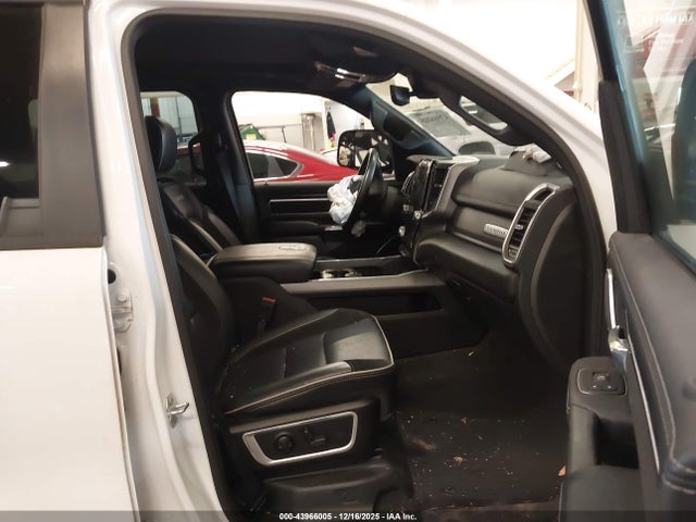 2023 RAM 1500 1C6SRFRTXPN525876 Photo 4