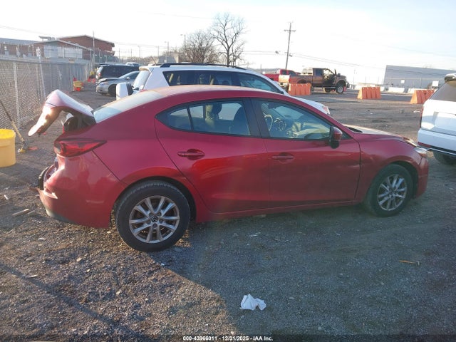 43966011 :رقم المزاد ، 3MZBN1U72JM171156 vin ، 2018 Mazda Mazda3 Sport مزاد بيع