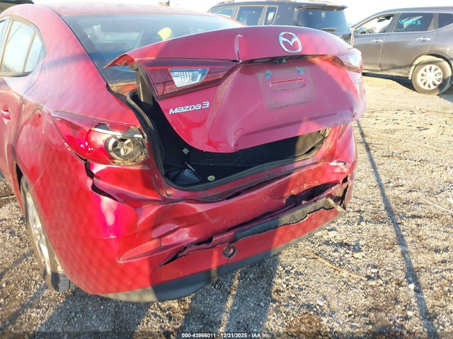 43966011 :رقم المزاد ، 3MZBN1U72JM171156 vin ، 2018 Mazda Mazda3 Sport مزاد بيع