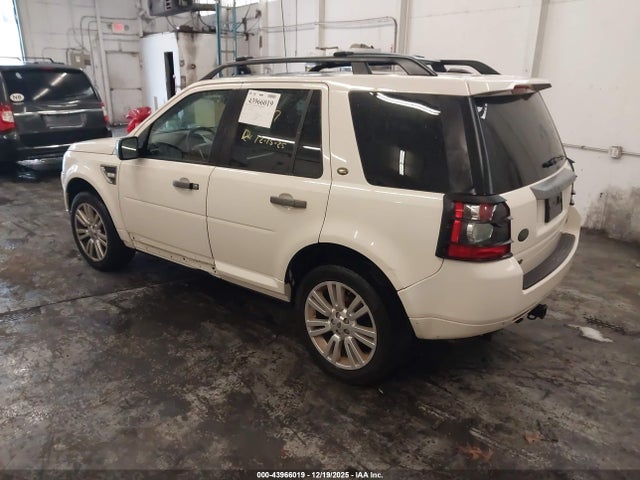 2010 LAND ROVER LR2 SALFT2BN5AH208084 Photo 2