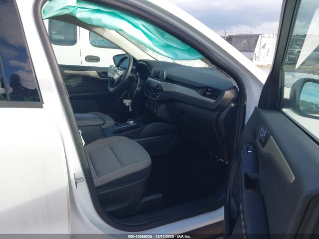 2022 FORD ESCAPE 1FMCU0F63NUB32663 Photo 4