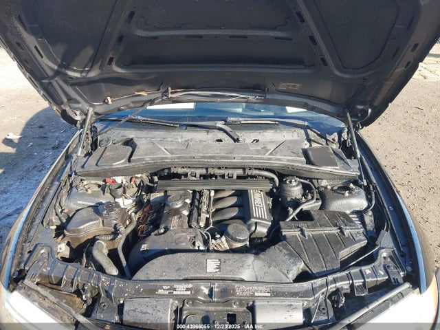 43966055 :رقم المزاد ، WBAUN1C56DVR00584 vin ، 2013 Bmw 128i مزاد بيع