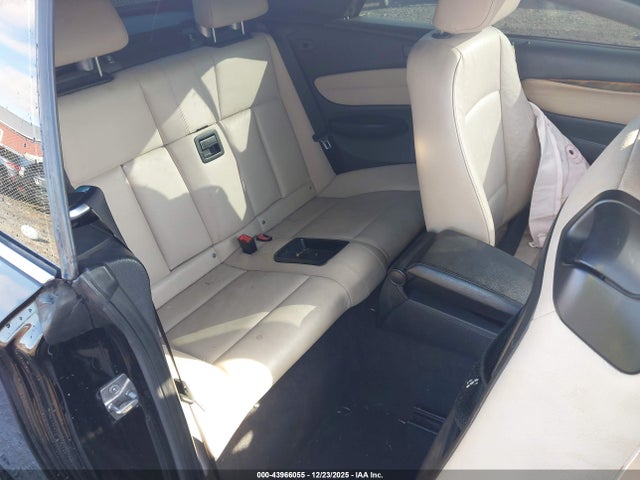 43966055 :رقم المزاد ، WBAUN1C56DVR00584 vin ، 2013 Bmw 128i مزاد بيع