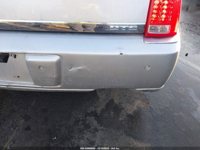 2011 CADILLAC DTS 1G6KD5E65BU140700 Photo 5