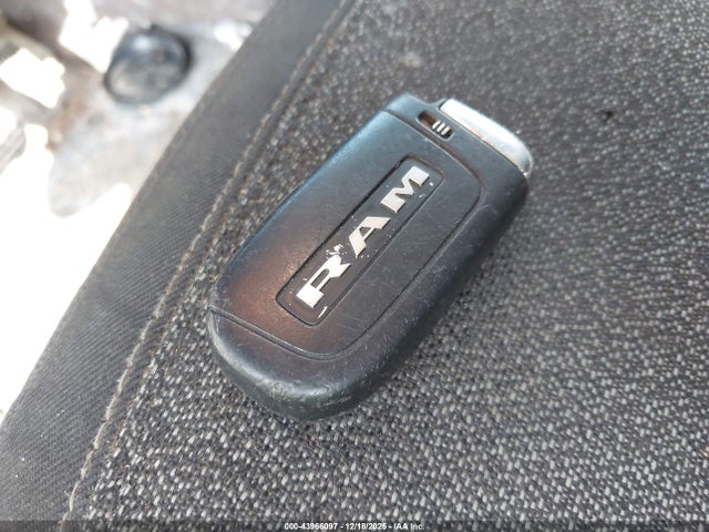 2022 RAM PROMASTER 1500 3C6LRVNG1NE130509 Photo 10