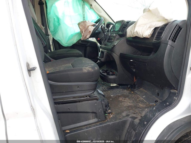 2022 RAM PROMASTER 1500 3C6LRVNG1NE130509 Photo 4