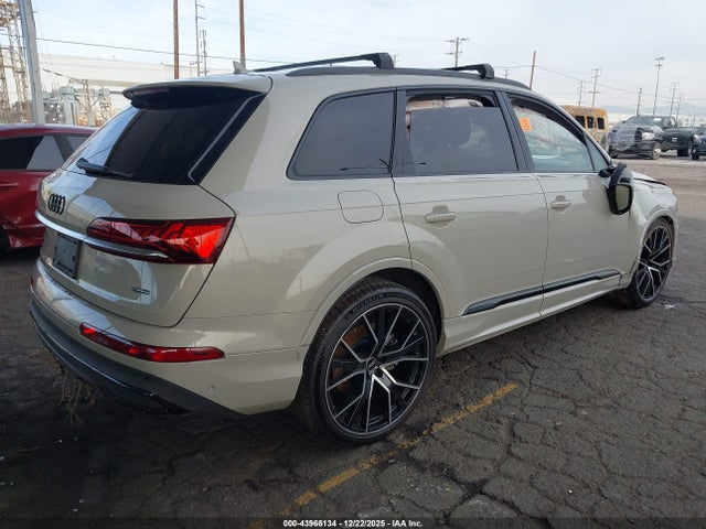 2021 AUDI Q7 WA1VXBF77MD038495 Photo 3