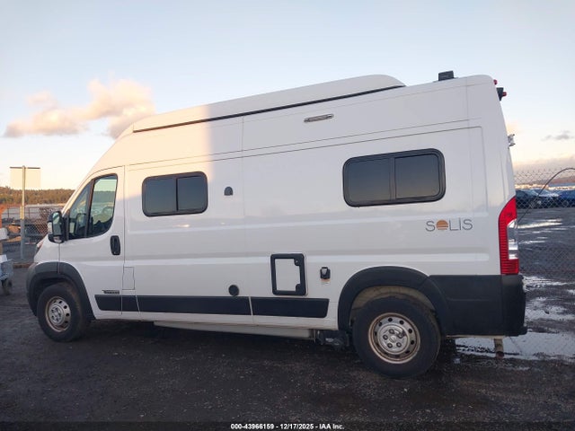 3C6LRVDG1ME555325 Winnebago But59p Solis