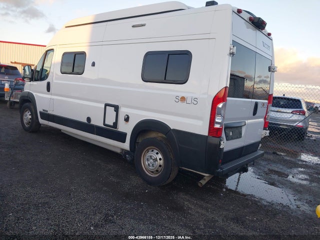 3C6LRVDG1ME555325 Winnebago But59p Solis