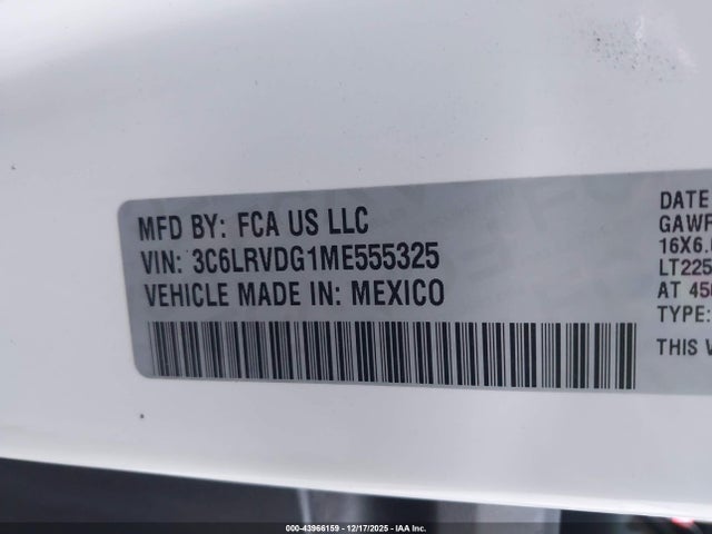 3C6LRVDG1ME555325 Winnebago But59p Solis