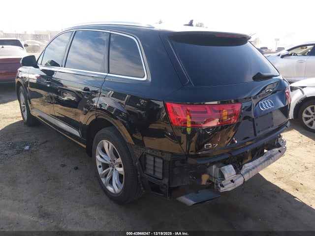 2019 AUDI Q7 WA1AHAF73KD045575 Photo 2