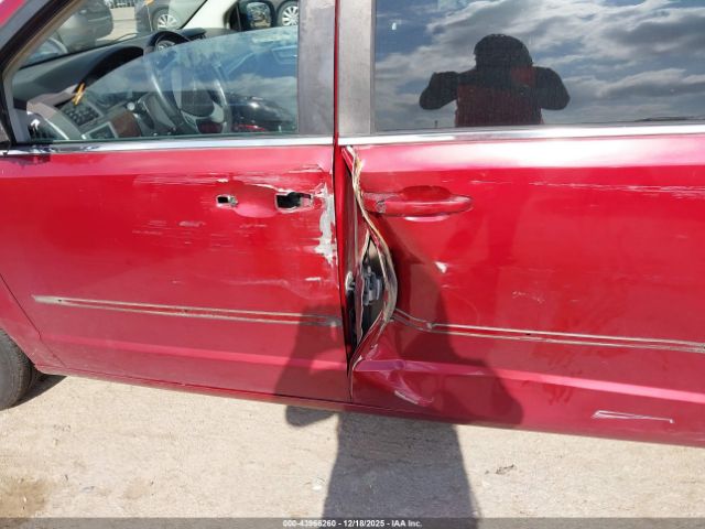 2010 CHRYSLER TOWN & COUNTRY 2A4RR8DX6AR321304 Photo 5