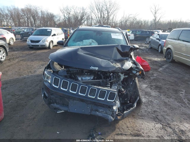 Jeep Compass Limited 4x4 2018 3C4NJDCBXJT341269 Image 13