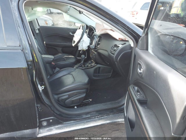 Jeep Compass Limited 4x4 2018 3C4NJDCBXJT341269 Image 5