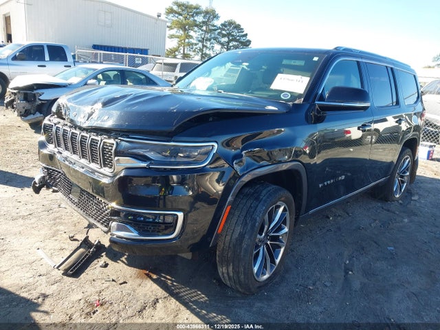 2022 JEEP WAGONEER 1C4SJVDT6NS104205 Photo 1