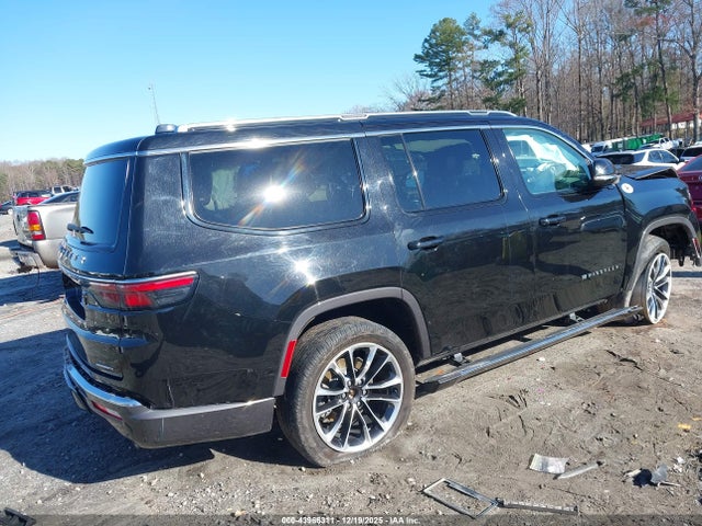 2022 JEEP WAGONEER 1C4SJVDT6NS104205 Photo 3