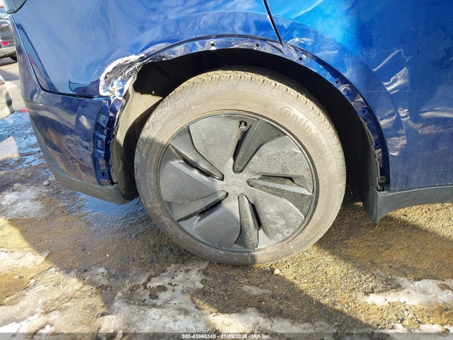7SAYGDEE5TF421800 Tesla Model Y Long Range Launch Series/premium All-wheel Drive