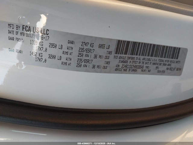 43966371 :رقم المزاد ، 2C4RC1DG7HR833548 vin ، 2017 Chrysler Pacifica Touring مزاد بيع