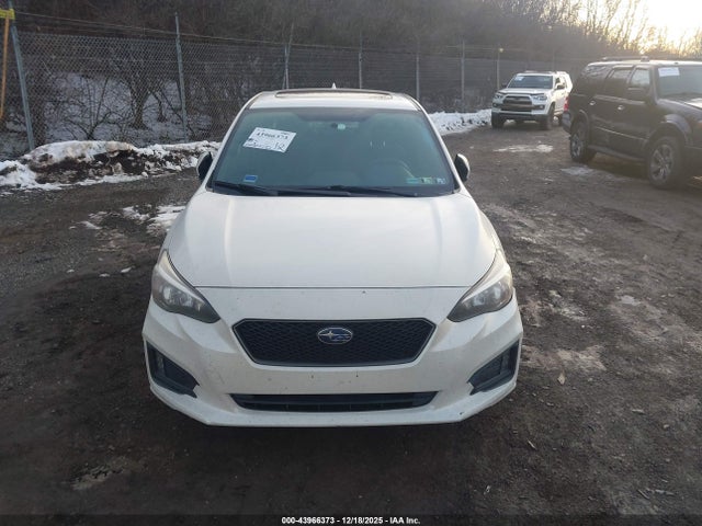 Subaru na 2017 4S3GTAL67H3746032 Image 12