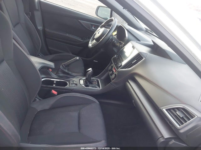 Subaru na 2017 4S3GTAL67H3746032 Image 5