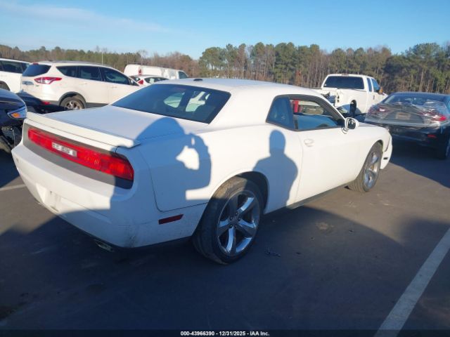 2011 DODGE CHALLENGER 2B3CJ5DT8BH575555 Photo 3