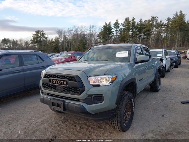3TMCZ5AN6NM515454 Toyota Tacoma Sr5 V6
