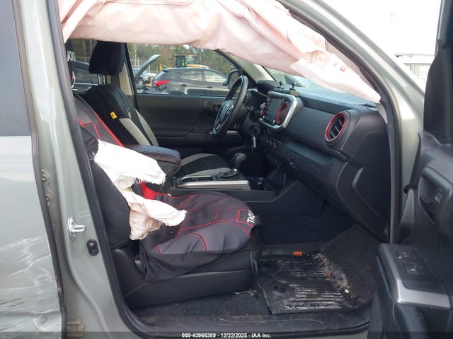 3TMCZ5AN6NM515454 Toyota Tacoma Sr5 V6