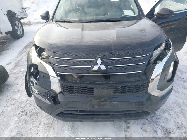 2022 MITSUBISHI OUTLANDER JA4J4TA8XNZ041473 Photo 5