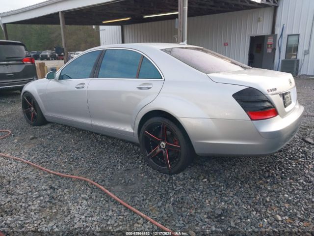 2009 MERCEDES-BENZ S 550 WDDNG71XX9A241468 Photo 2