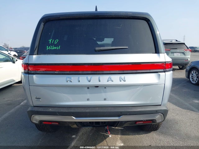 Rivian R1s 2026 7PDSGGBA6TN080102 Image 17