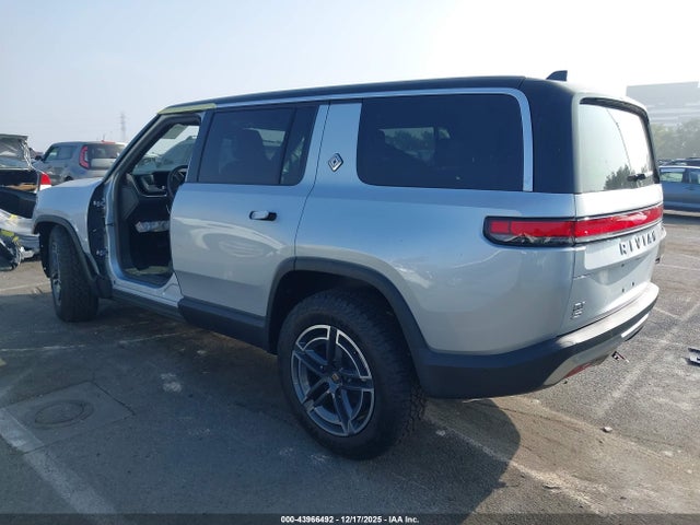 Rivian R1s 2026 7PDSGGBA6TN080102 Image 3