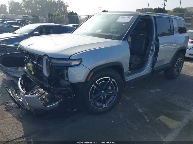 Rivian R1s 2026 7PDSGGBA6TN080102 Image 6