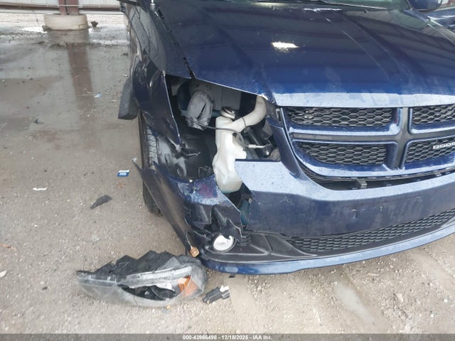 2017 Dodge Grand Caravan Gt მანქანა იყიდება აუქციონზე, vin: 2C4RDGEG5HR697578, აუქციონის ნომერი: 43966498