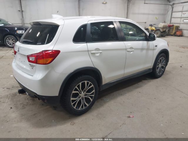 2017 MITSUBISHI OUTLANDER SPORT JA4AR3AW1HZ020659 Photo 3