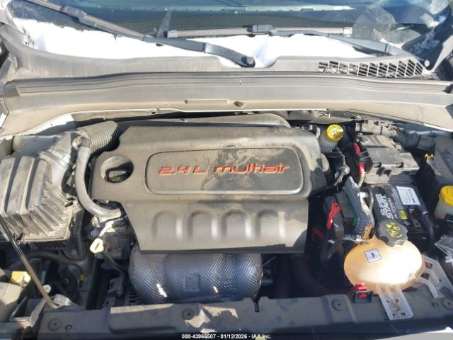 2017 JEEP RENEGADE ZACCJBDB9HPG32261 Photo 9