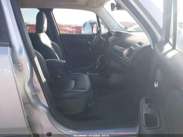 2017 JEEP RENEGADE ZACCJBDB9HPG32261 Photo 4