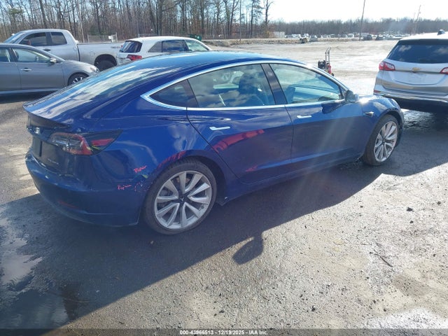 2019 TESLA MODEL 3 5YJ3E1EB0KF408596 Photo 3