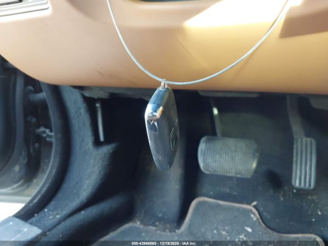 2015 JAGUAR XJ SAJWA1CZ5F8V80994 Photo 10