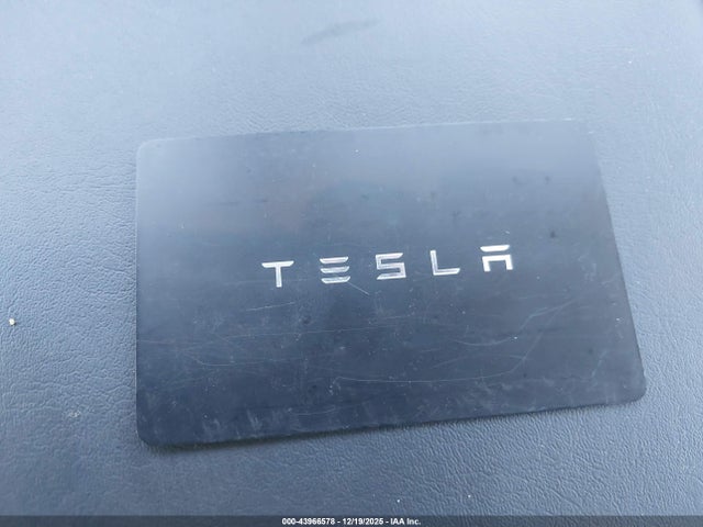 2024 TESLA MODEL Y 7SAYGDED7RF045844 Photo 10