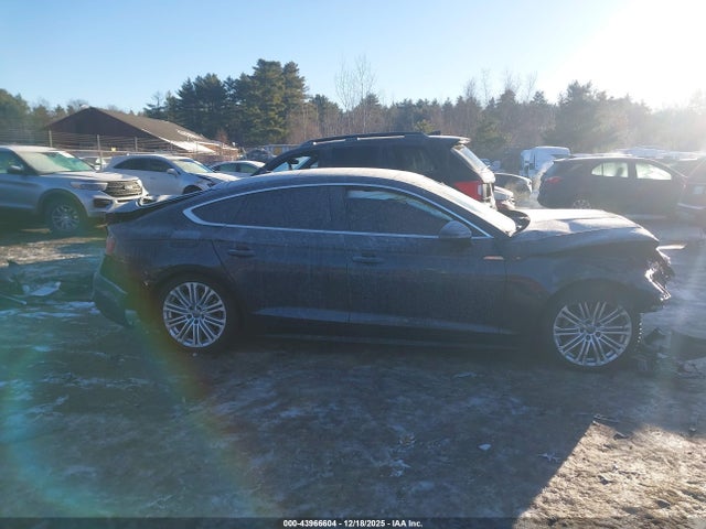 WAUFNCF59JA060464 Audi A5 2.0t Premium