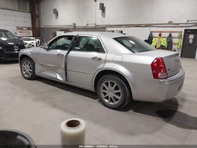 2009 CHRYSLER 300C 2C3LK63T39H545414 Photo 2